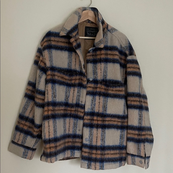 Levi's Men's portoloa wool Cream and Blue Plaid Jacket - Picture 4 of 11